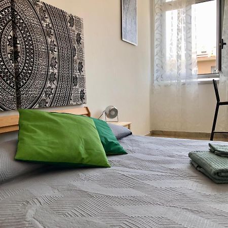 Market View,Centro Apartment Катания Екстериор снимка