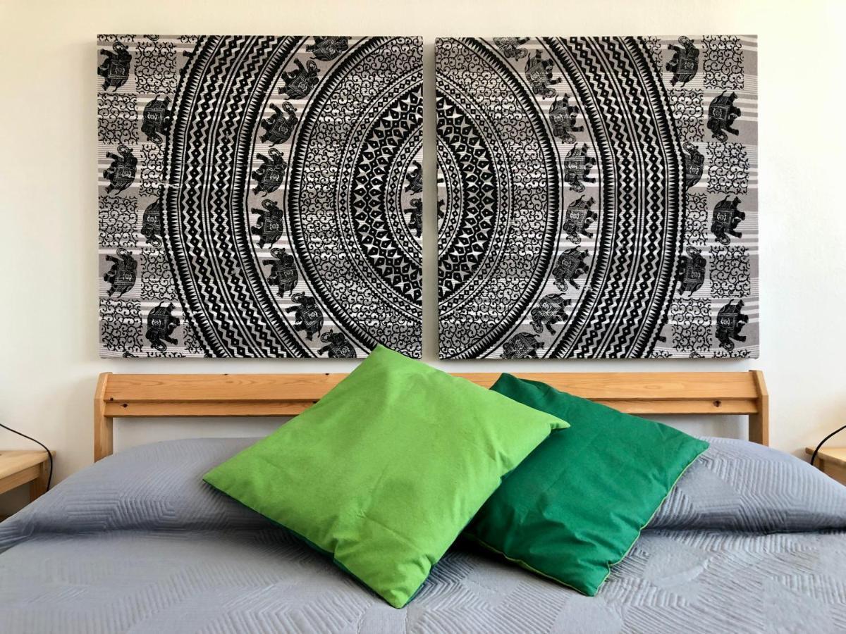 Market View,Centro Apartment Катания Екстериор снимка