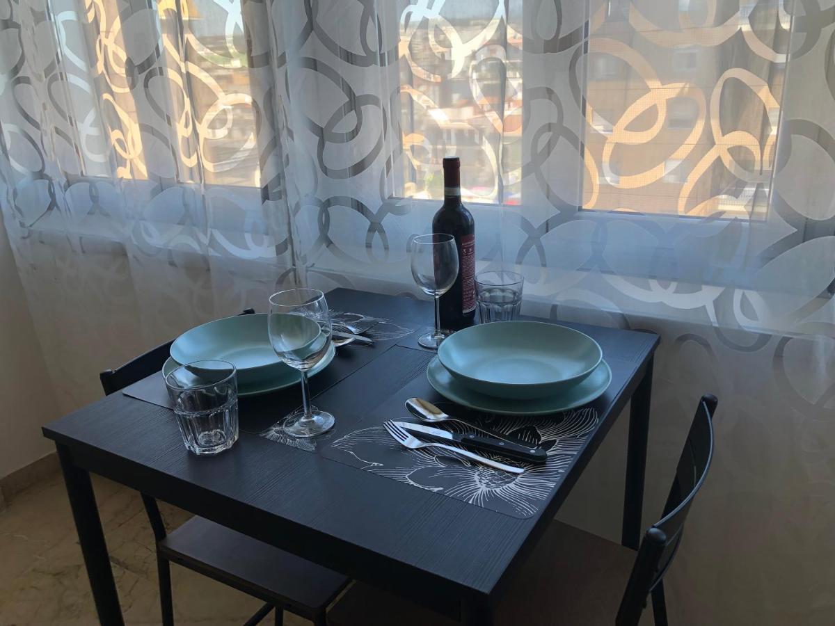 Market View,Centro Apartment Катания Екстериор снимка